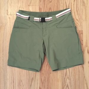 Eastern Mountain Sports Women's Army Green Shorts, sz 8